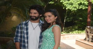 Batti Gul Meter Chalu promotions in New Delhi by Shahid & Shraddha!