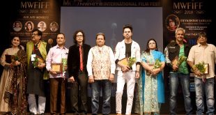 Anup Jalota, Shiv Pandit,Yogesh Lakhani,Suvashit Raj,Papu-Maalu,Rahat Jafri attended 1st Moonwhite Films International Film Fest 2018 award ceremony.