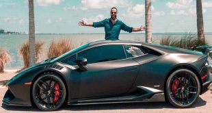 Alex Moeller planning to take a plunge in bollywood