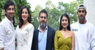 Yaaram Starcast Spotted in Delhi for the Movie Promotions