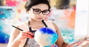 Artist Swati Pasari spreading the message of joy & celebration through her Art