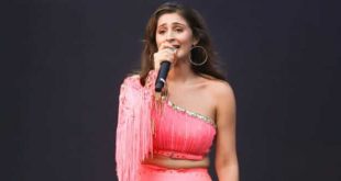 Pop Sensation Dhvani Bhanushali shares stage with global icons Katy Perry and Dua Lipa!