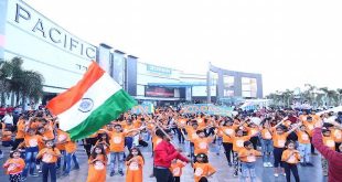Delhi witnessed the Biggest kindness flashmob