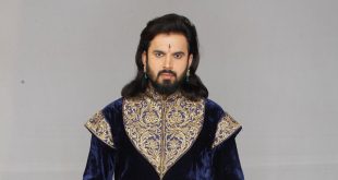 I meditate in between my shots to freshen up my mind”, says Ajay Choudhary from Tenali Rama