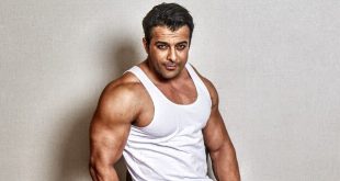 “It’s not right to kill snakes just because you are scared”, says Nirbhay Wadhwa