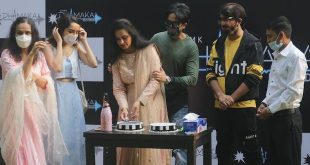 On her birthday, Padmini Kolhapure announces her own music label Dhamaka Records to be launched soon