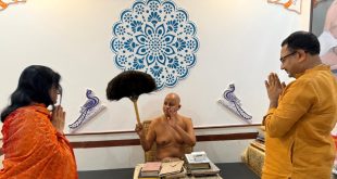 Objection Letter Sent to Maneka Gandhi Over Remarks on Digambar Jain Monks and Peacock Feather Whisk